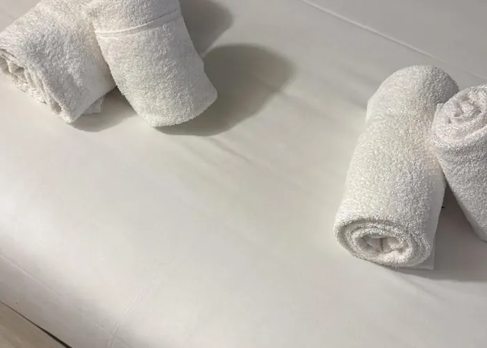 Majestic - 11 Apartment *